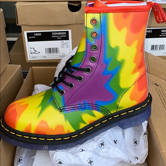 🔥DR. MARTENS 1460 PRIDE TIE-DYE PRINT NWT - Picture 8 of 12